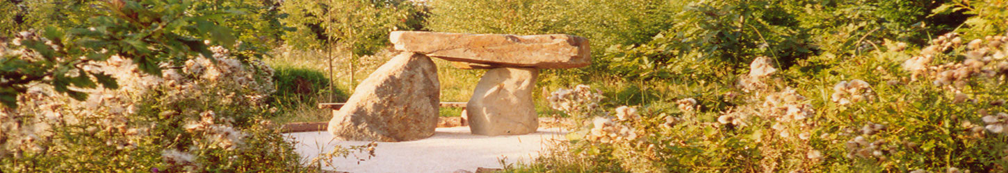dolmen stones